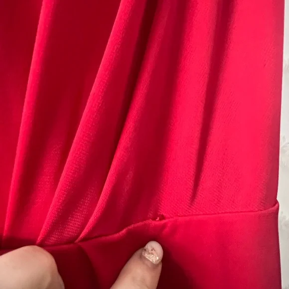 🔥 BCBG Max Azria Red Evening Gown - Picture 5 of 8